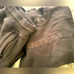 Black sweater Oner active set